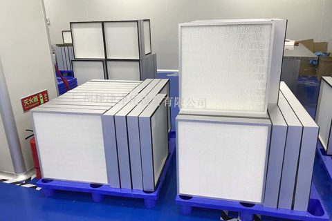潔凈室空氣過濾器主要用于微生物學(xué)、生物醫(yī)學(xué)、化學(xué)、實(shí)驗(yàn)室